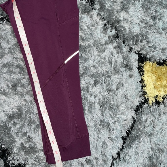 Lululemon Run for Fun Cropped Leggings - Picture 5 of 5